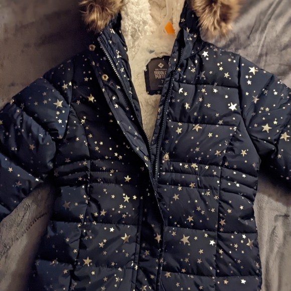 Girls' Puffer Jacket - Picture 4 of 5